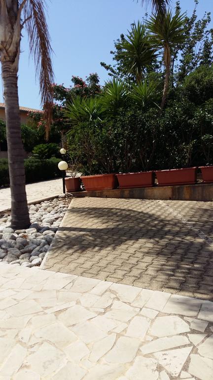 Hibiscus Rosso Donnalucata (Sicily) Exterior foto