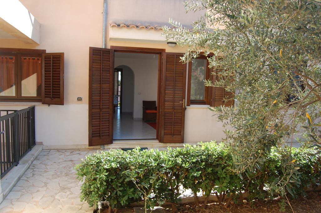 Hibiscus Rosso Donnalucata (Sicily) Exterior foto